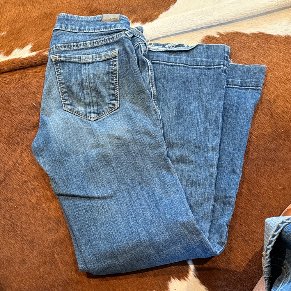 Ariat Women's wide Leg Blue Jeans